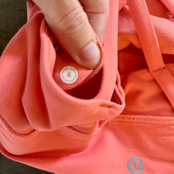 Lululemon Energy High Neck Longline Sports Bra size 6 - Picture 3 of 3